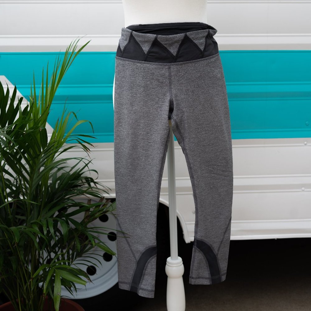 Lululemon Gray Capri Workout Leggings